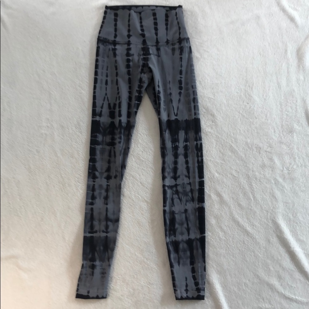 Lululemon - Black and grey, Tie Dye Leggings